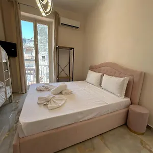  Appartamento Valentino House Vico Mattonelle 48 Italia